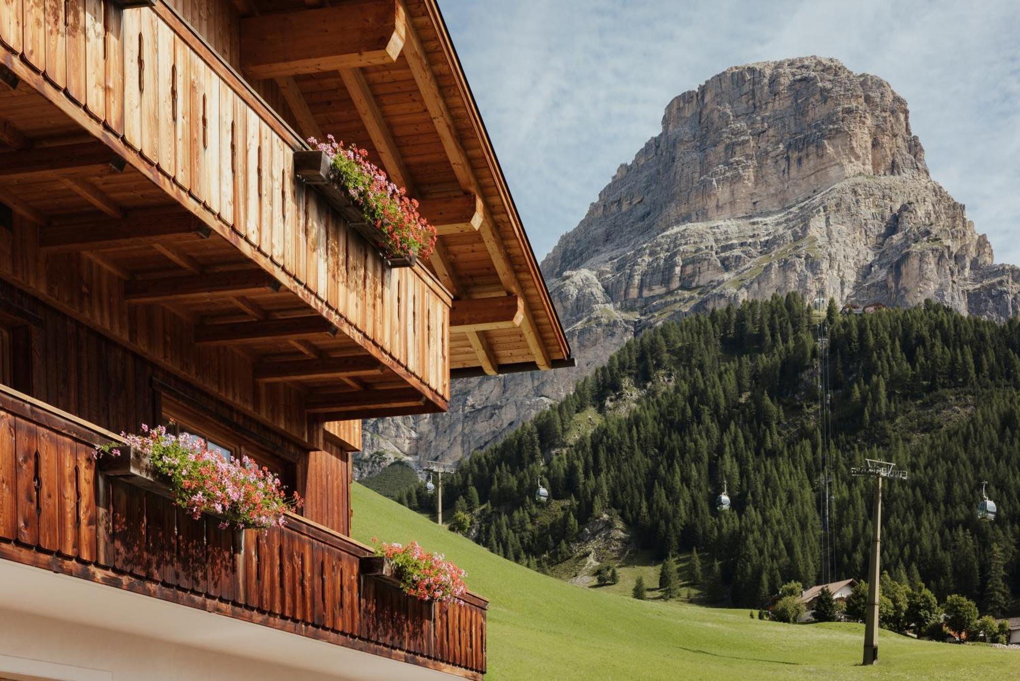 Residence Costa Burjada Колфоско Екстериор снимка