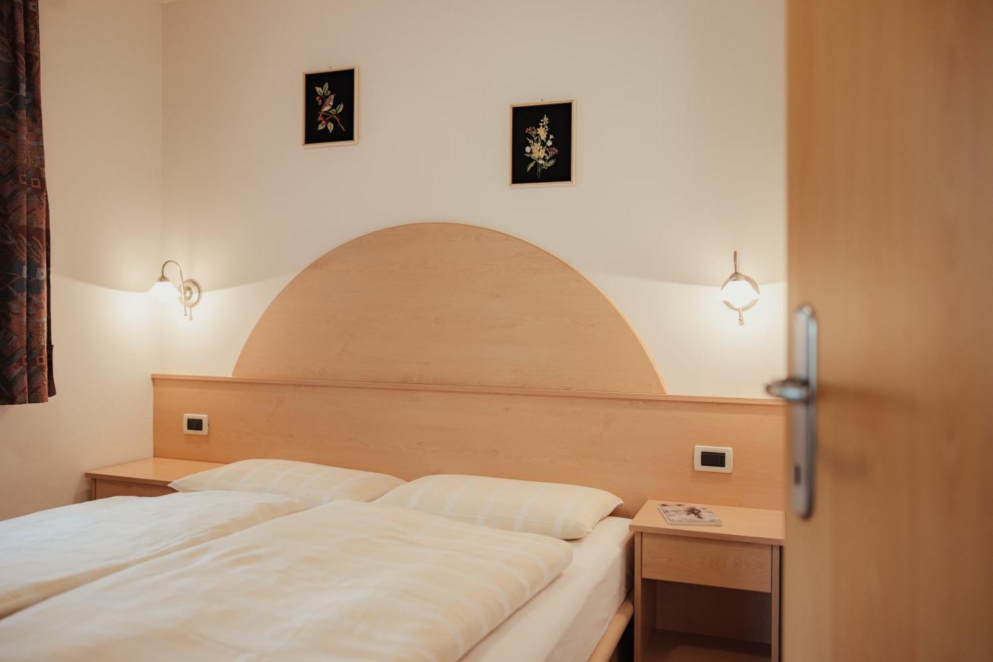 Residence Costa Burjada Колфоско Екстериор снимка