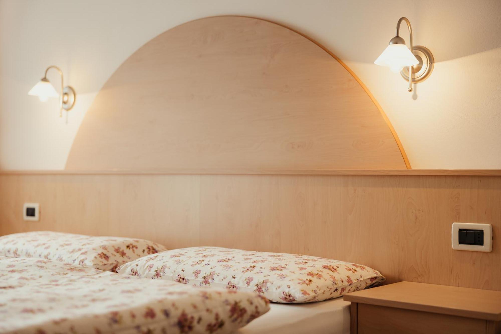 Residence Costa Burjada Колфоско Екстериор снимка